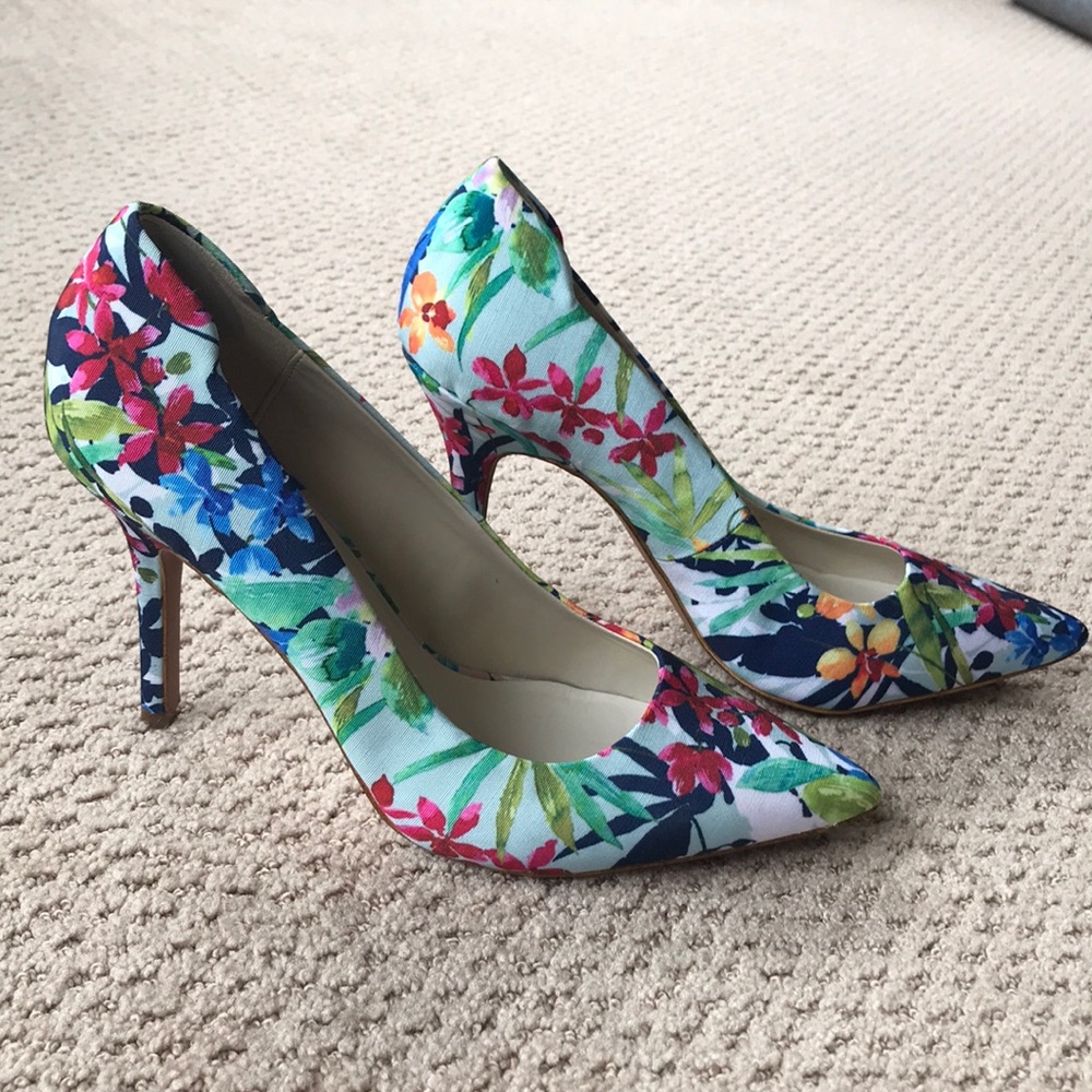 Aldo floral heels 9